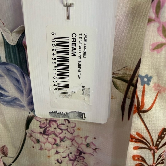 Ted Baker Silk Floral Bow-Tie Blouse - Picture 9 of 9